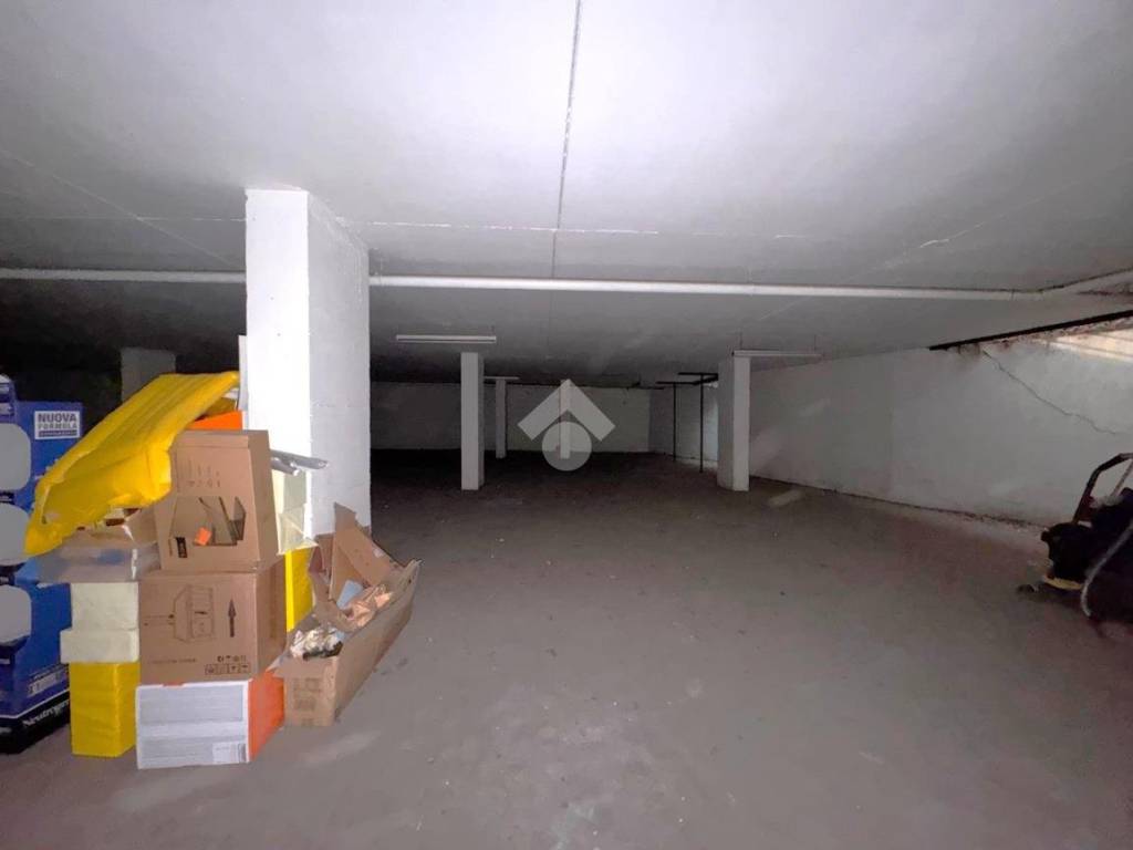 locale commerciale in affitto a Montegrotto Terme