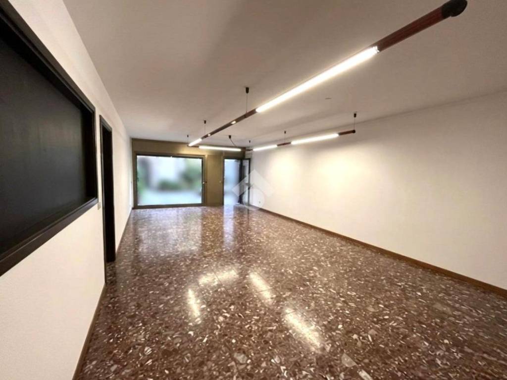 ufficio in affitto a Montegrotto Terme in zona Mezzavia