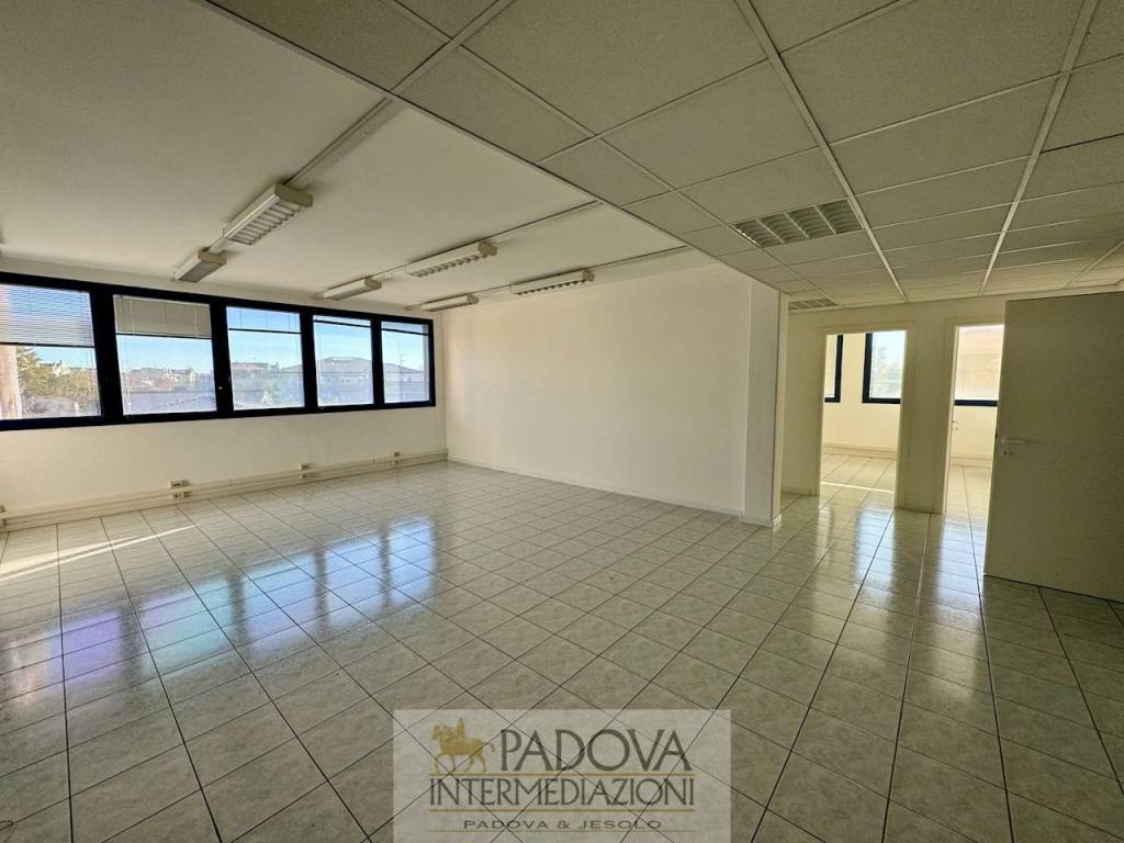 ufficio in affitto a Noventa Padovana