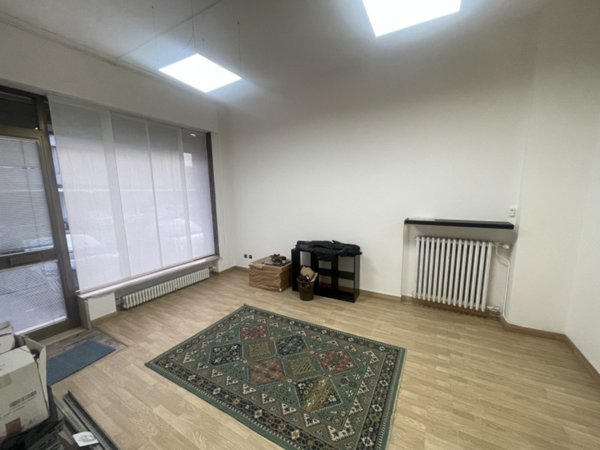 negozio in affitto a Noventa Padovana in zona Oltre Brenta