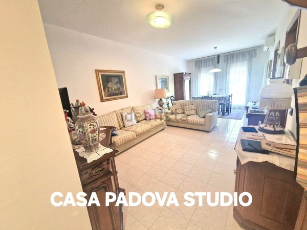 appartamento in affitto a Noventa Padovana in zona Noventana