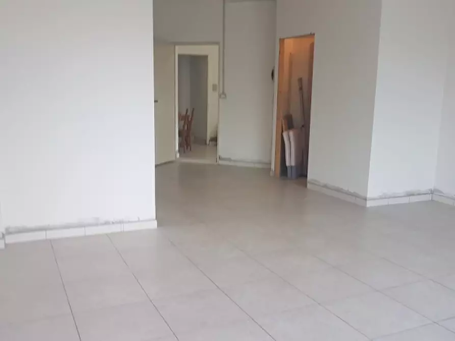 negozio in affitto a Padova in zona Guizza