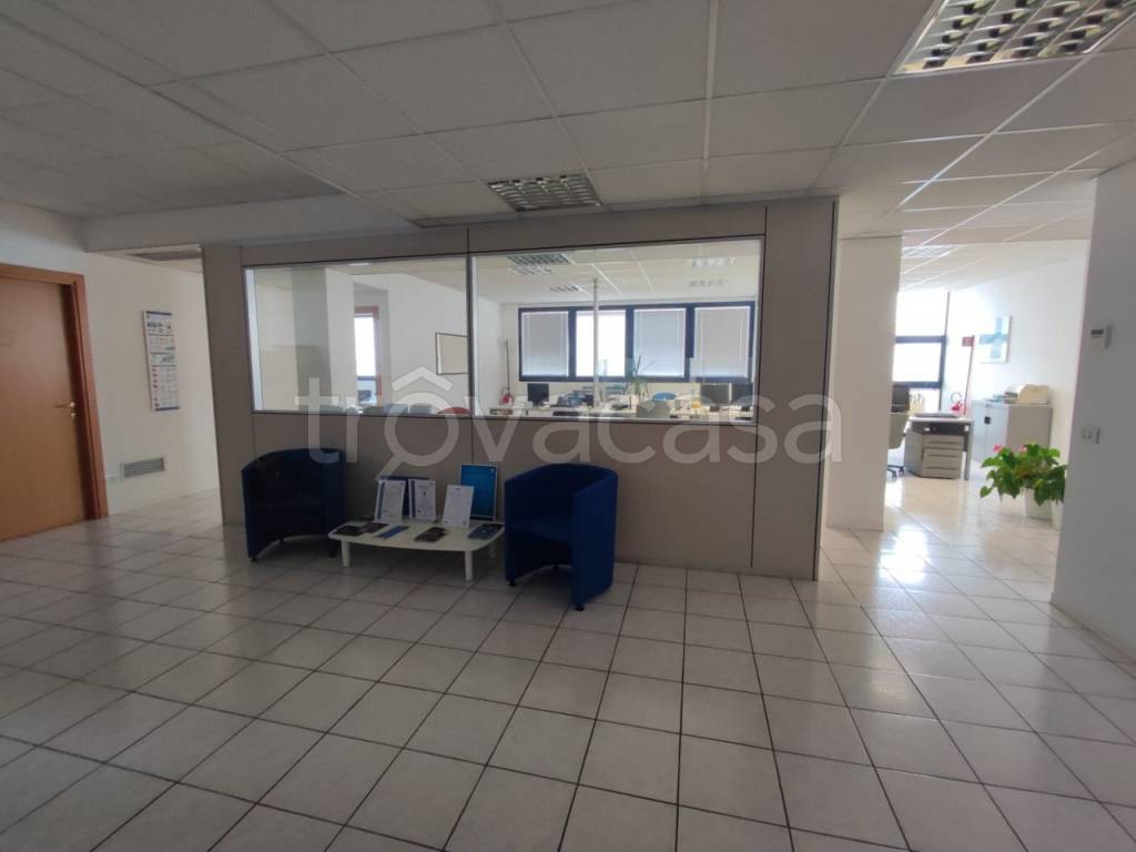 ufficio in affitto a Padova in zona Pio X