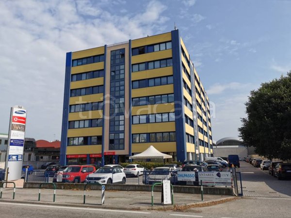 ufficio in affitto a Padova in zona Pio X