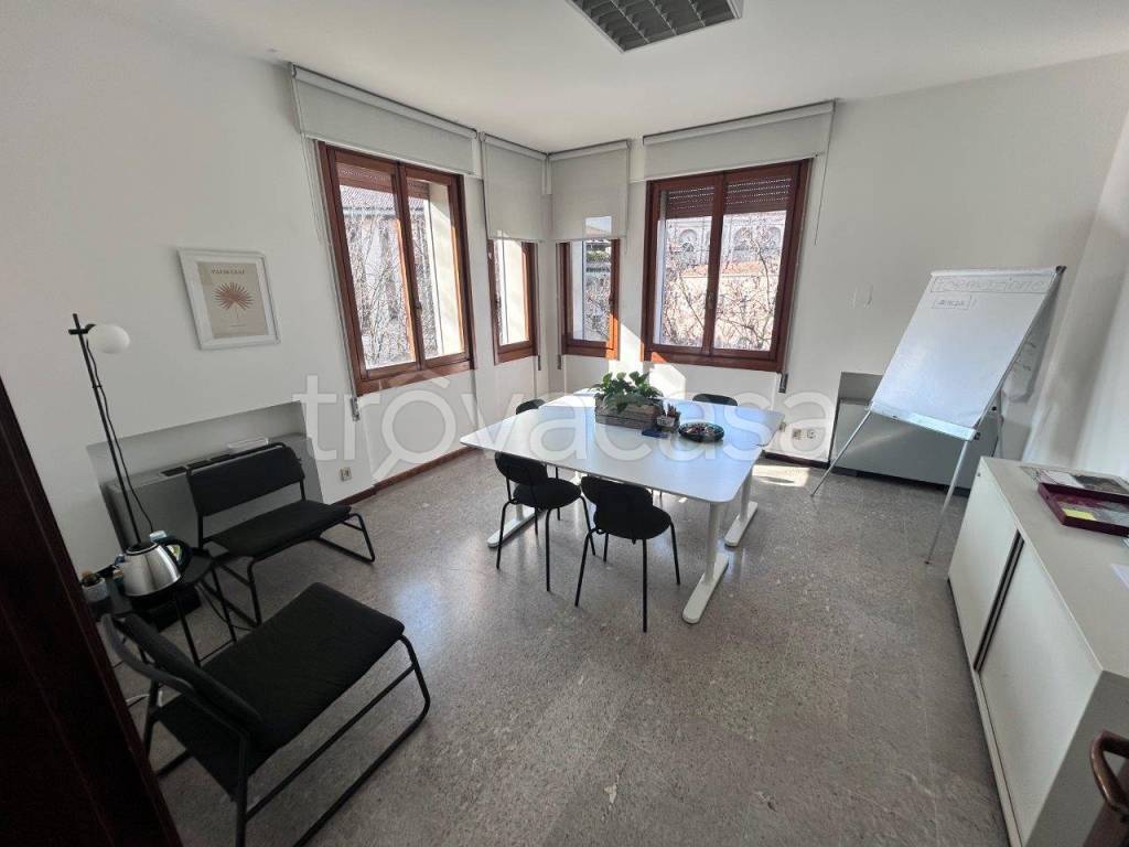 ufficio in affitto a Padova in zona Savonarola