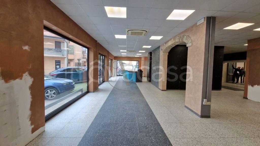 negozio in affitto a Padova in zona Madonna Pellegrina