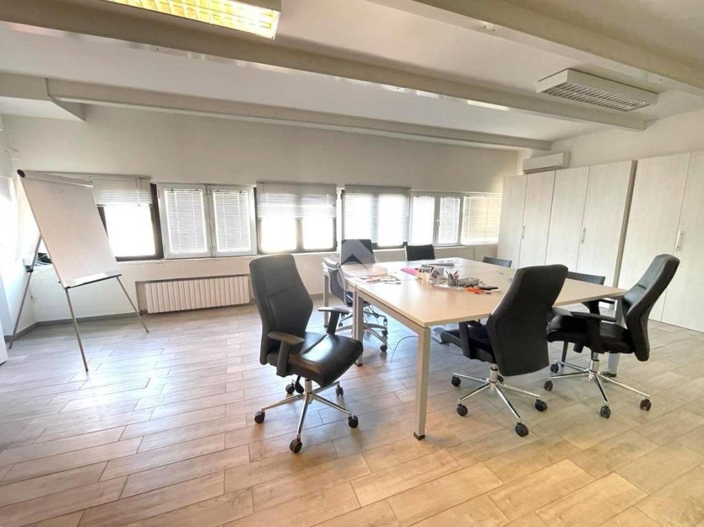 ufficio in affitto a Padova in zona Montà