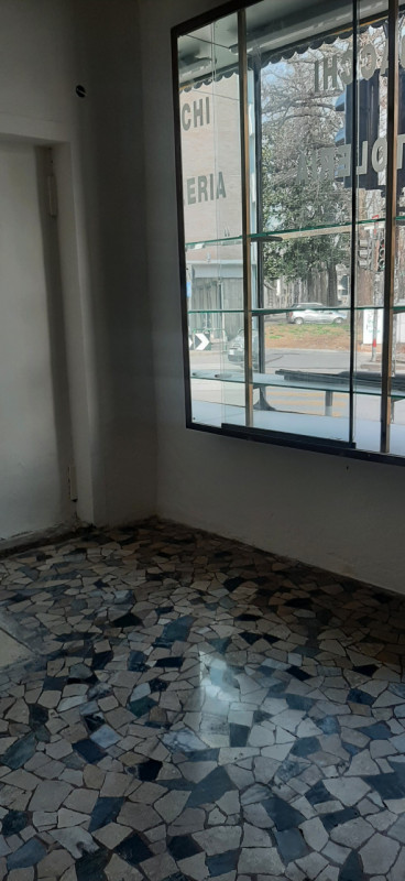 negozio in affitto a Padova