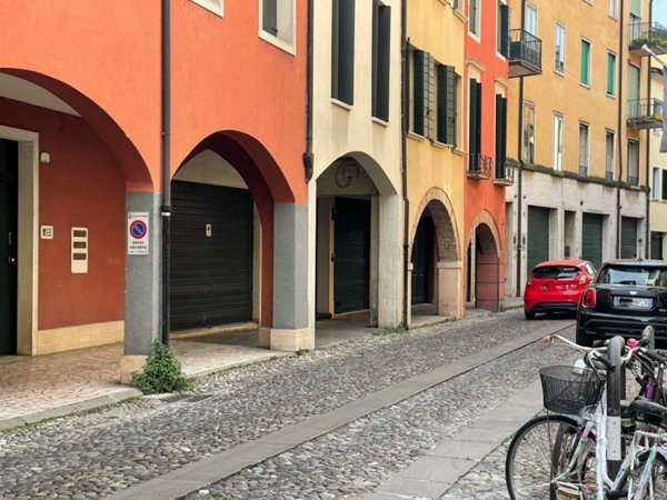 appartamento in affitto a Padova in zona Centro Storico