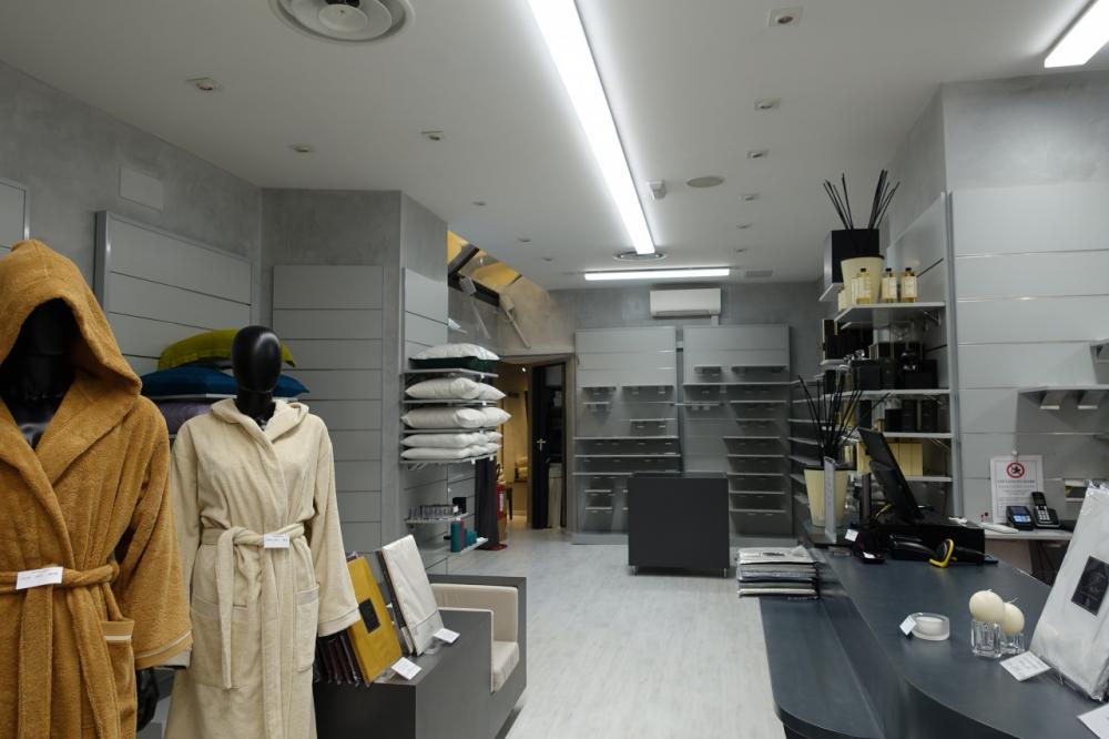 negozio in affitto a Padova in zona Centro Storico