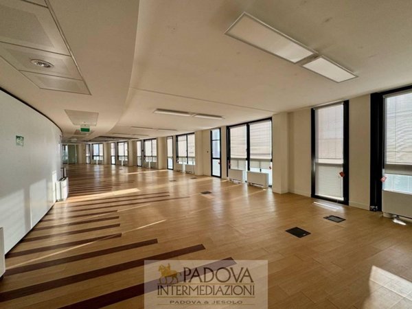 ufficio in affitto a Padova in zona San Lazzaro