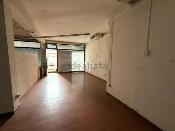 negozio in affitto a Padova in zona Brentelle