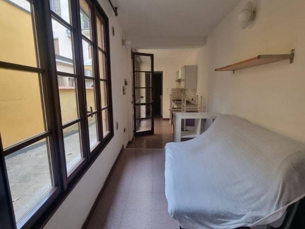 negozio in affitto a Padova in zona Savonarola