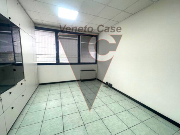 ufficio in affitto a Padova in zona Camin / Granze
