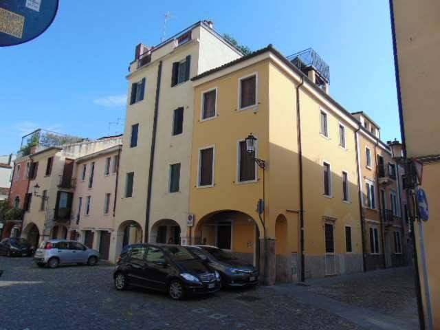 quadrivano in affitto a Padova in zona Centro Storico