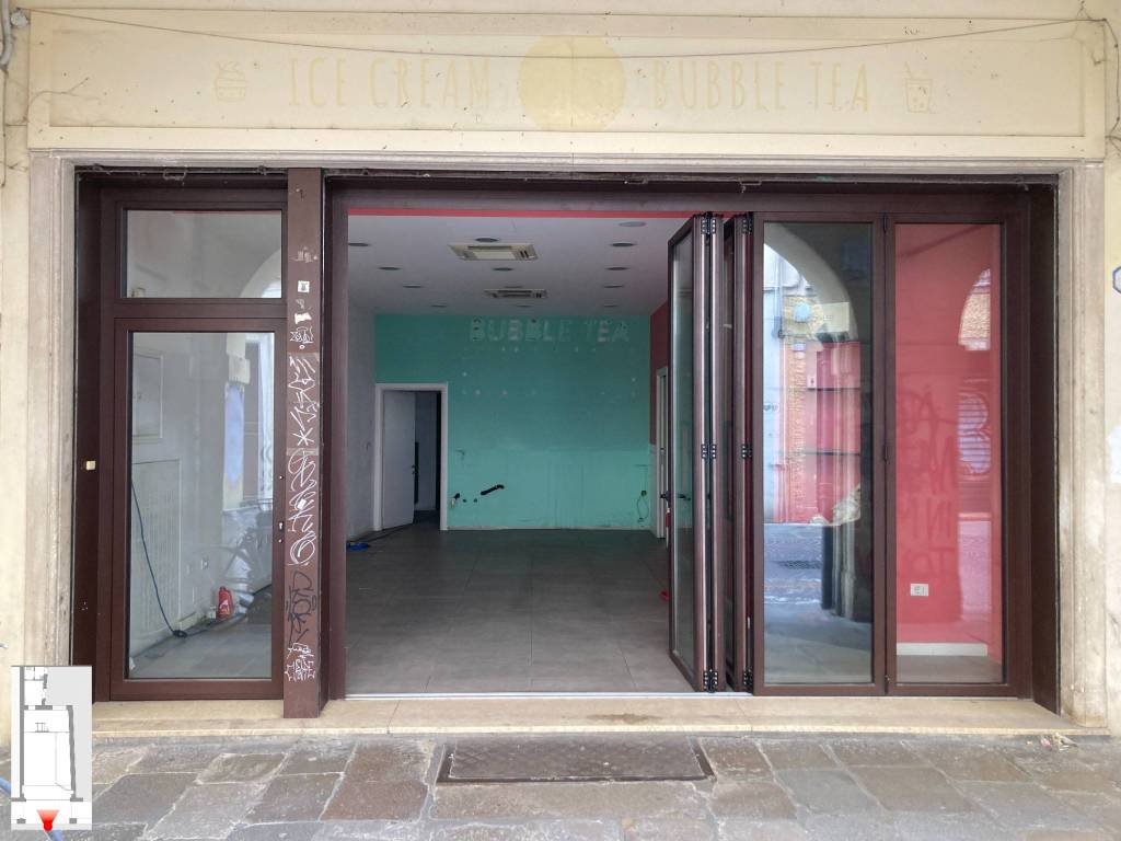 negozio in affitto a Padova in zona Centro Storico