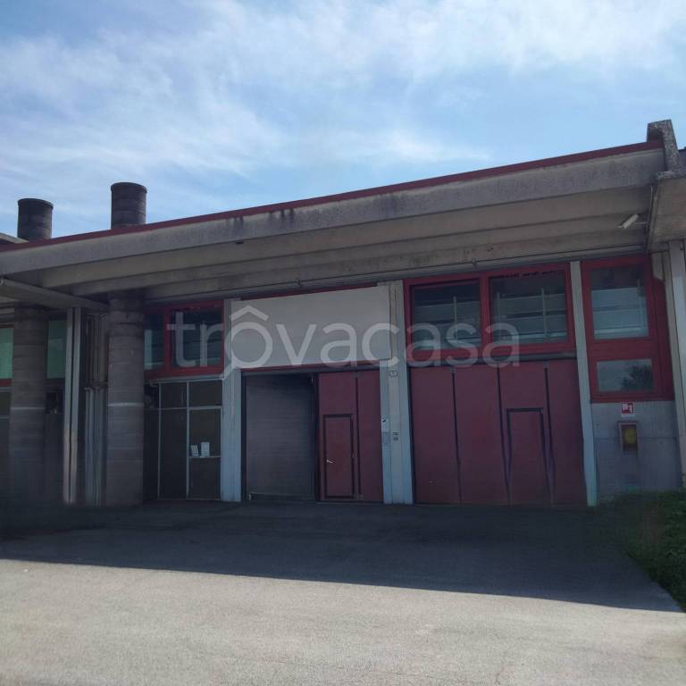 locale commerciale in affitto a Padova in zona Camin / Granze