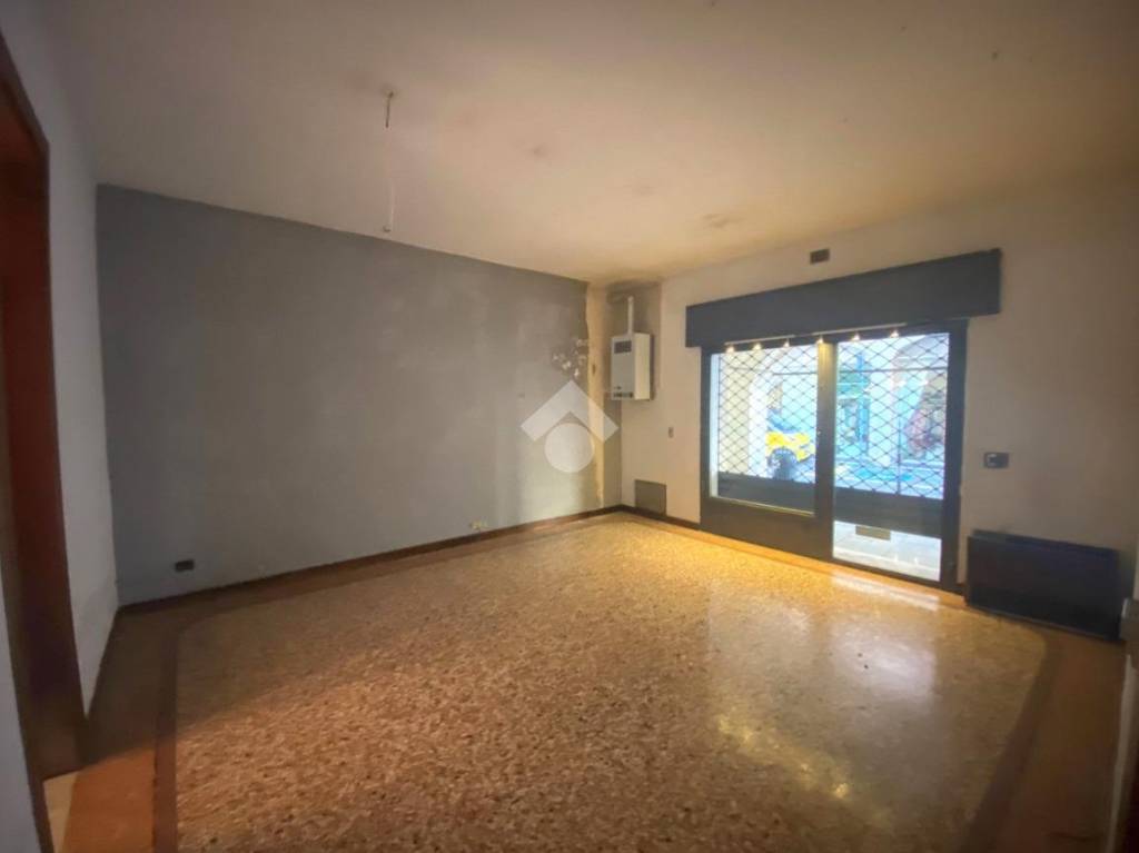 negozio in affitto a Padova in zona Centro Storico