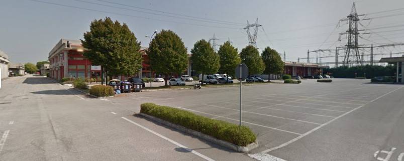 locale commerciale in affitto a Padova in zona Camin / Granze