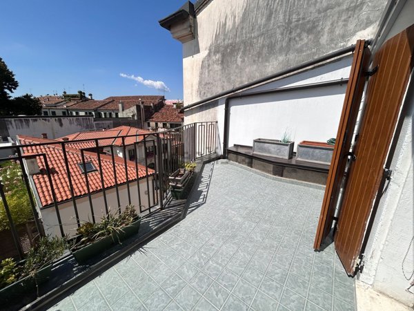 appartamento in affitto a Padova in zona Centro Storico