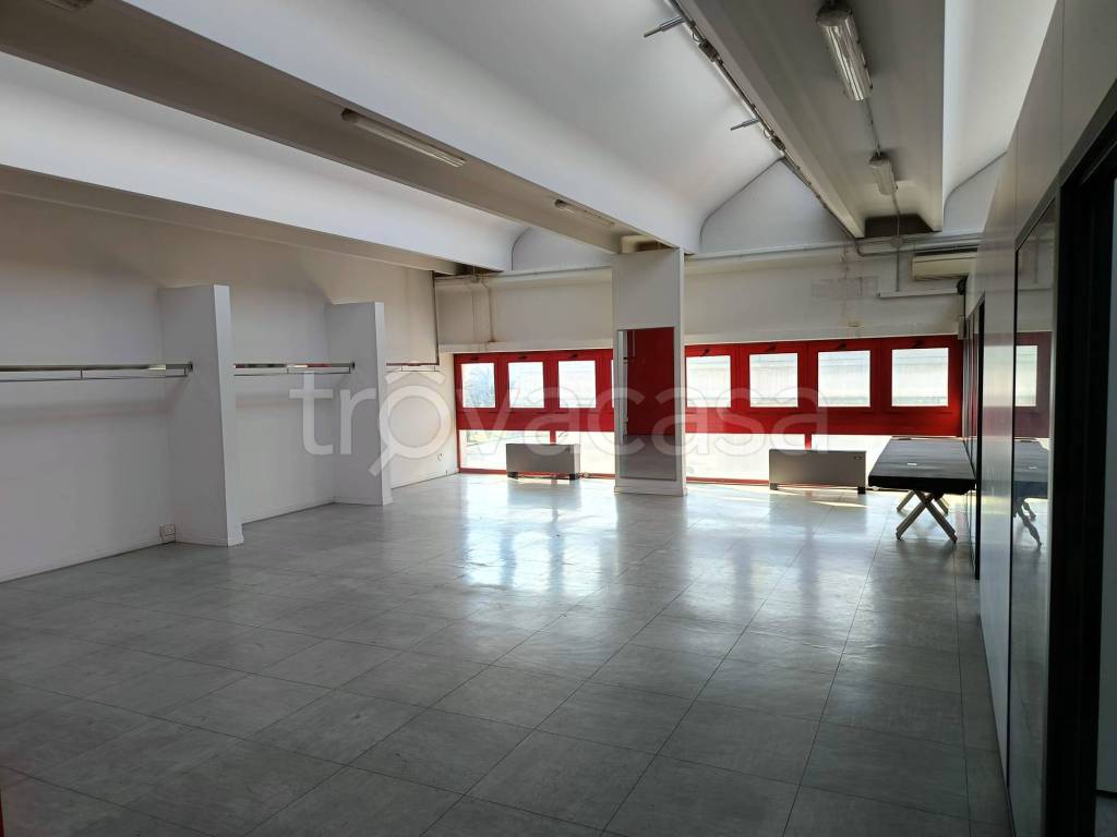 ufficio in affitto a Padova in zona Camin / Granze