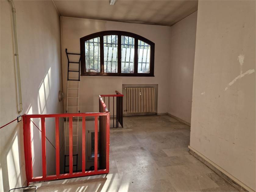 negozio in affitto a Padova in zona Savonarola
