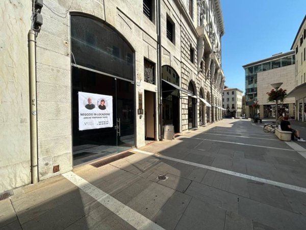 negozio in affitto a Padova in zona Centro Storico