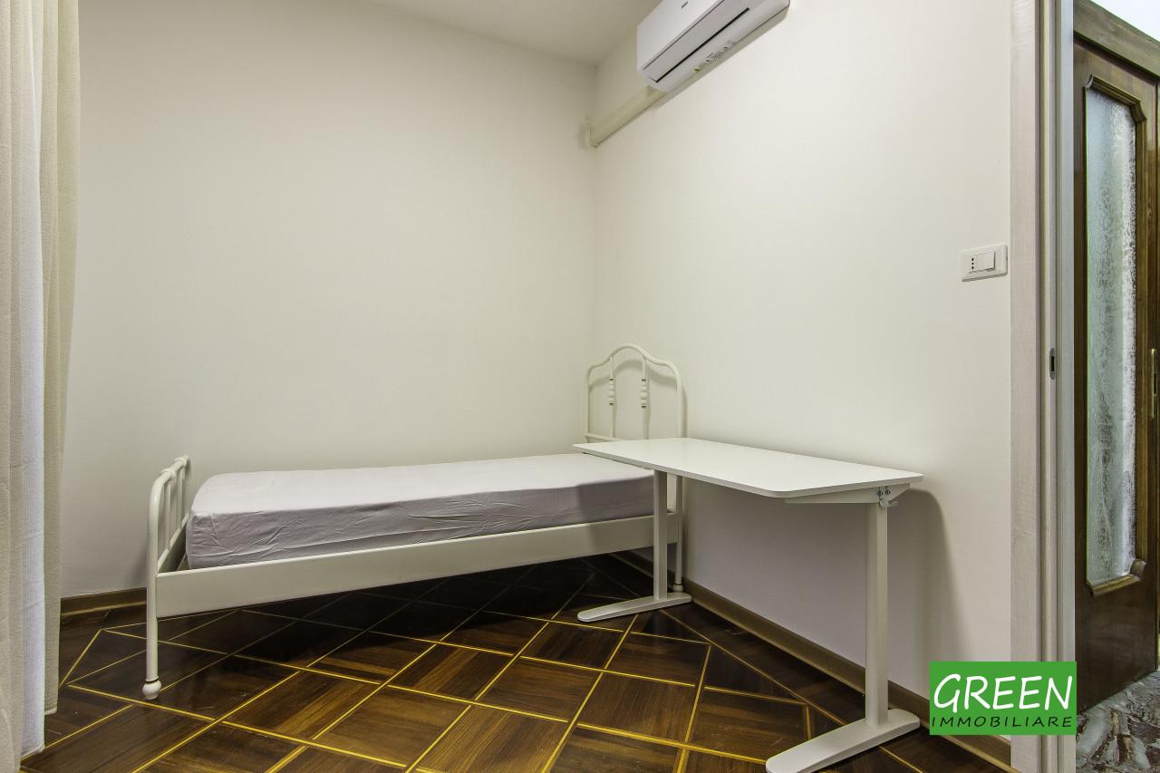negozio in affitto a Padova in zona Pontevigodarzere