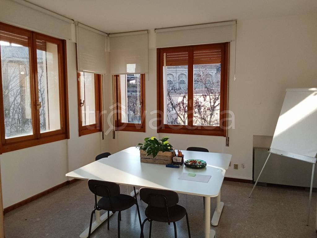 ufficio in affitto a Padova in zona Savonarola