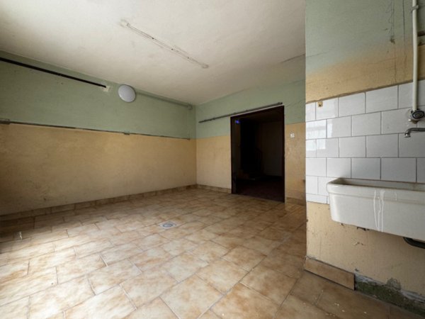 negozio in affitto a Padova in zona Pontevigodarzere