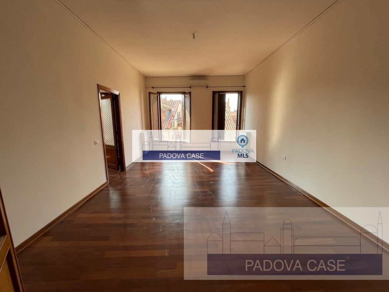 appartamento in affitto a Padova in zona Centro Storico