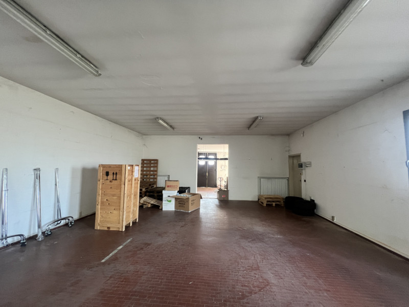 negozio in affitto a Padova