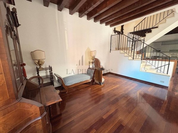 appartamento in affitto a Padova in zona Centro Storico