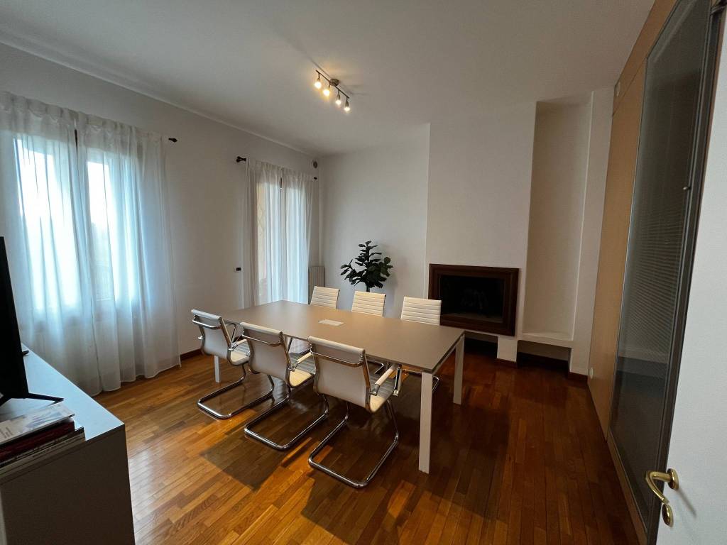 ufficio in affitto a Padova in zona Porta Trento