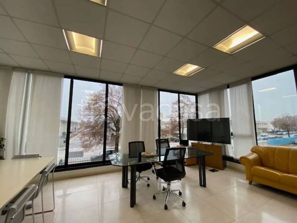 ufficio in affitto a Padova in zona Camin / Granze