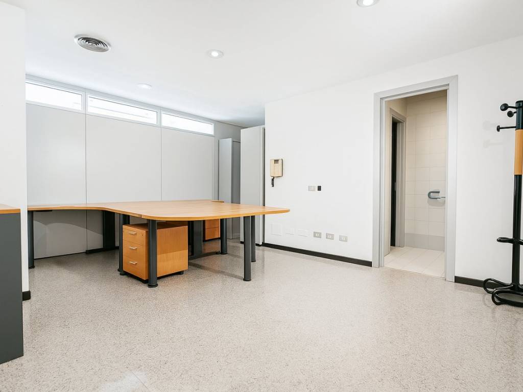 ufficio in affitto a Padova in zona Camin / Granze