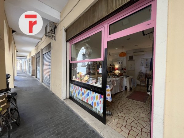 negozio in affitto a Padova in zona Centro Storico