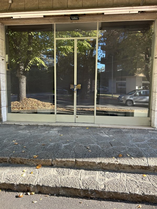 negozio in affitto a Padova in zona Sant'Osvaldo / Santa Rita
