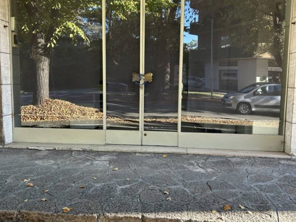 negozio in affitto a Padova in zona Sant'Osvaldo / Santa Rita