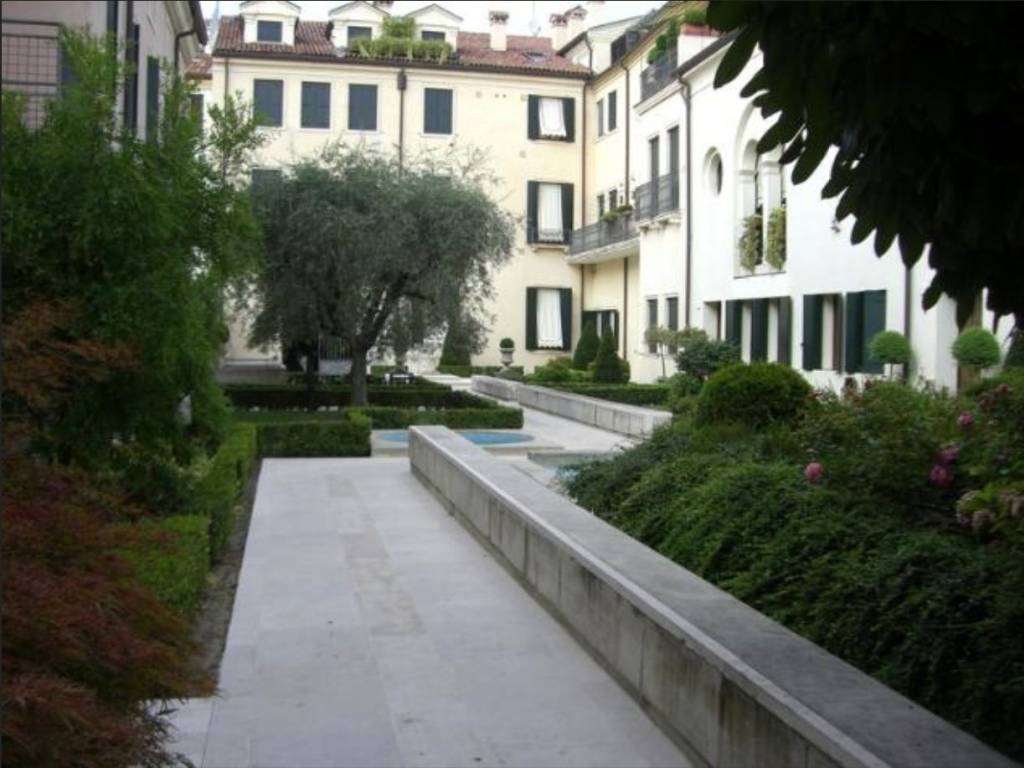 appartamento in affitto a Padova in zona Centro Storico