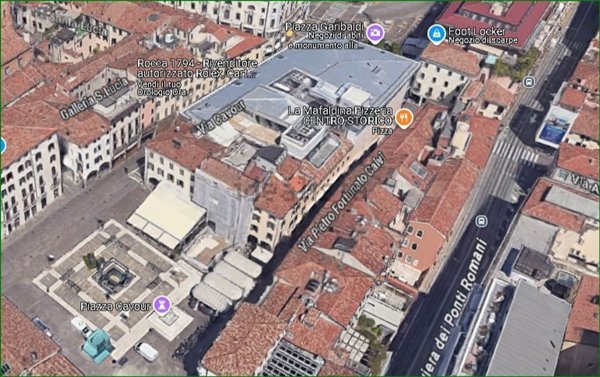 negozio in affitto a Padova