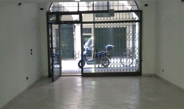 negozio in affitto a Padova
