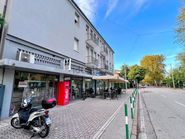 negozio in affitto a Padova in zona Porta Trento