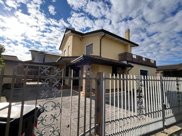 casa indipendente in affitto a Padova in zona Centro Storico