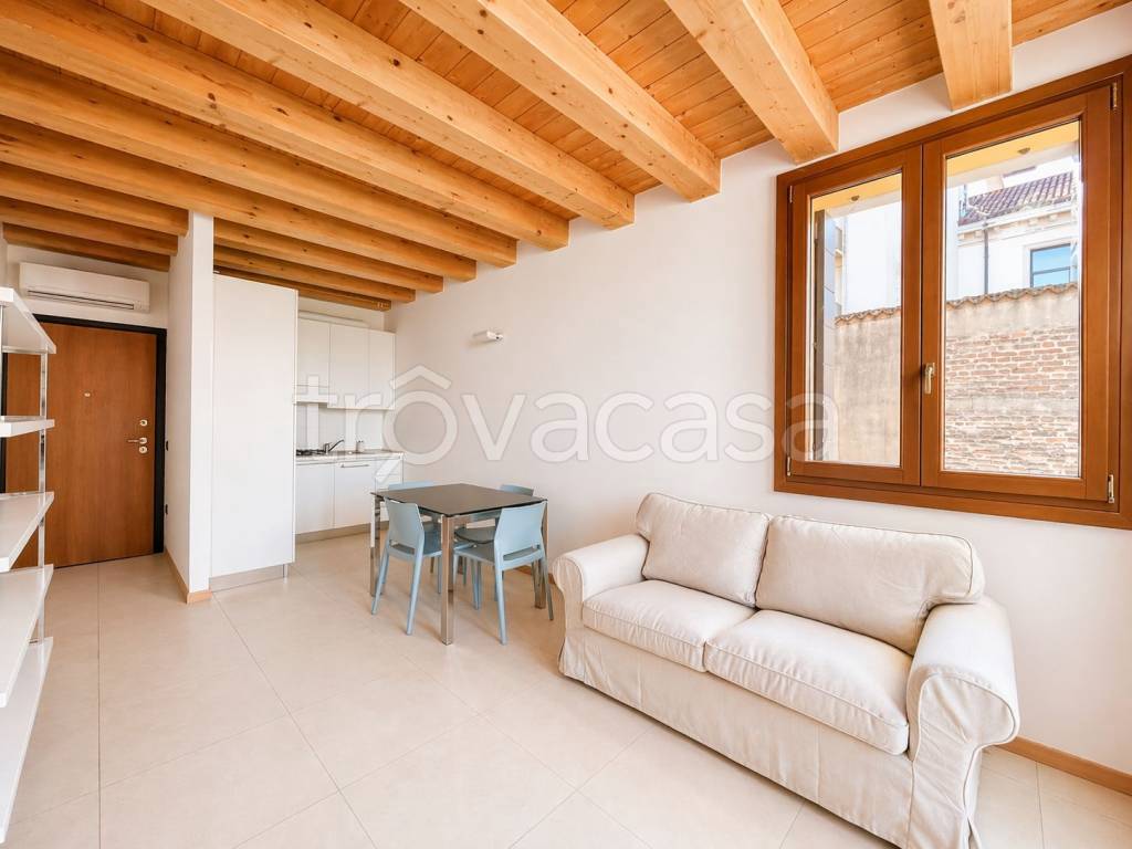 appartamento in affitto a Padova