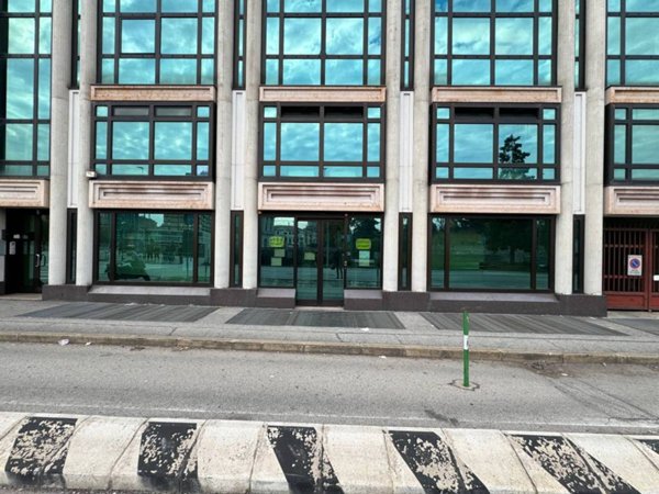 negozio in affitto a Padova in zona Portello