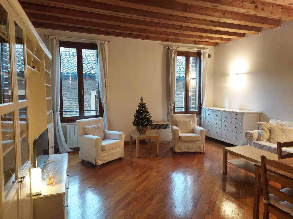 appartamento in affitto a Padova in zona Centro Storico