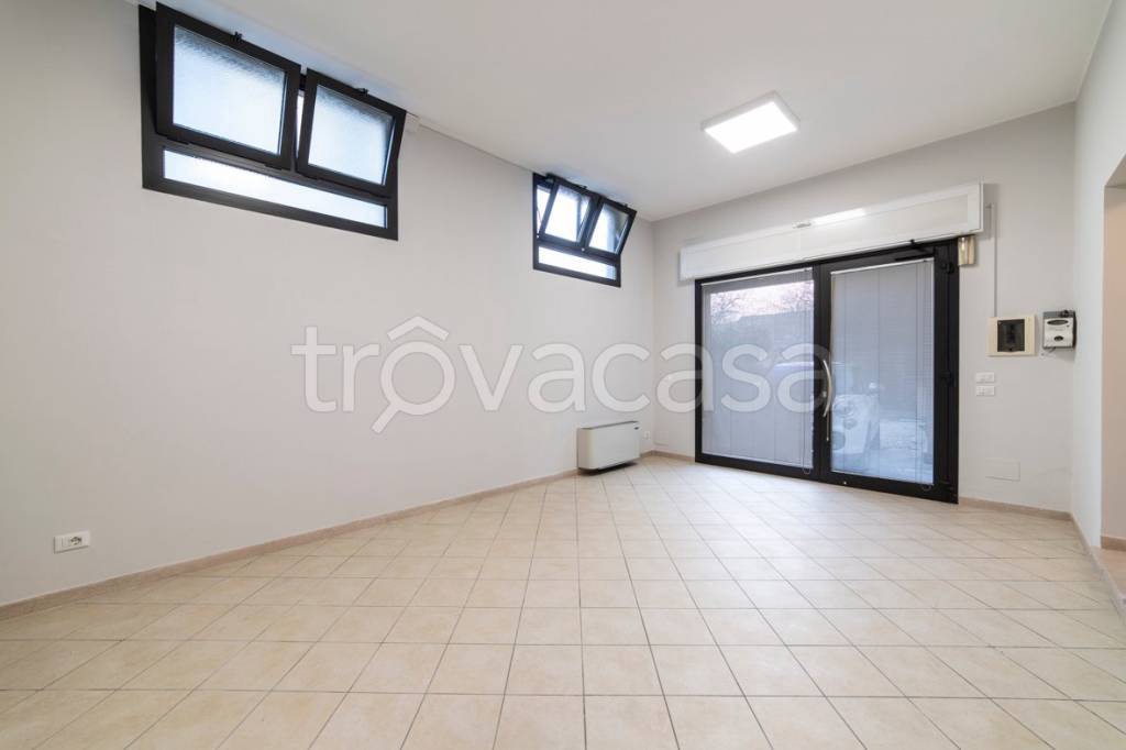 ufficio in affitto a Padova in zona Ponte di Brenta