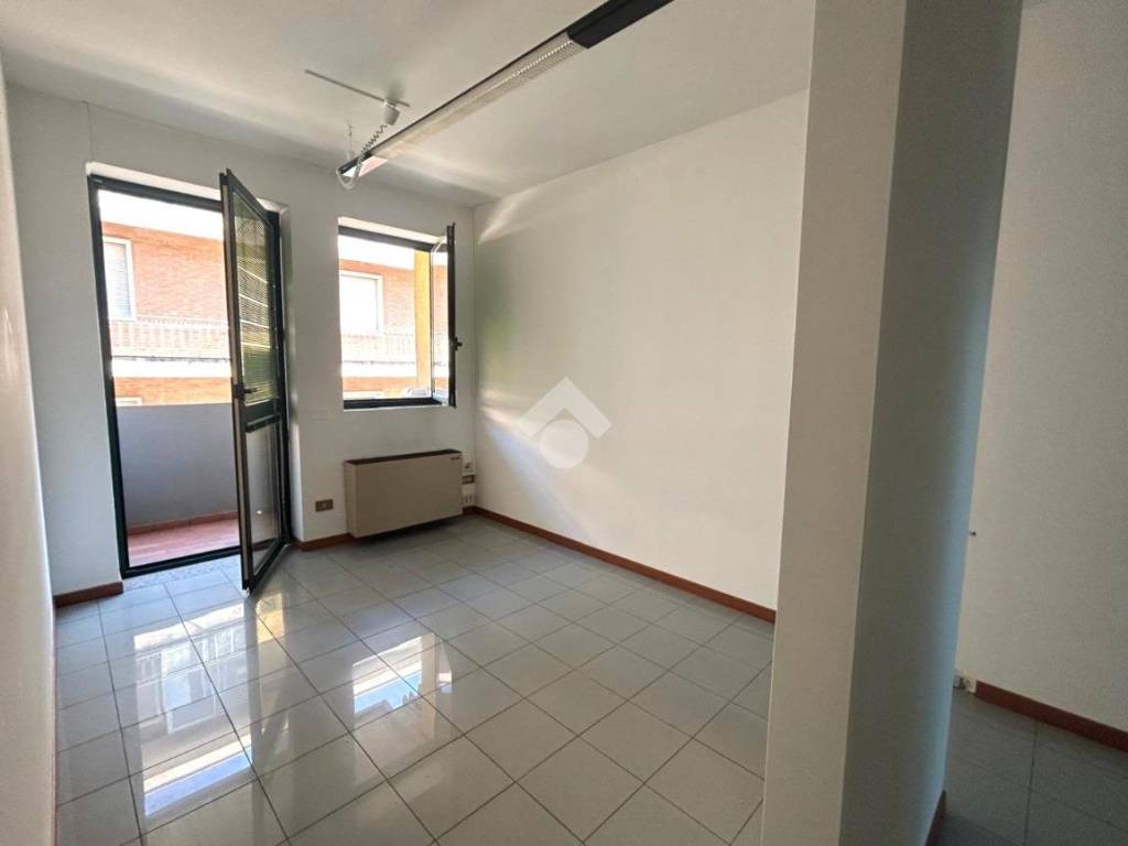 ufficio in affitto a Padova in zona Ponte di Brenta