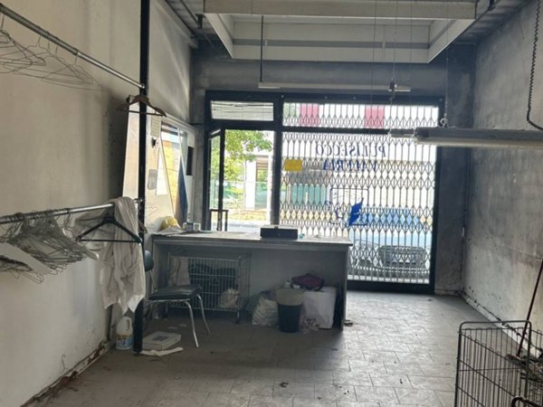 negozio in affitto a Padova in zona Sacra Famiglia